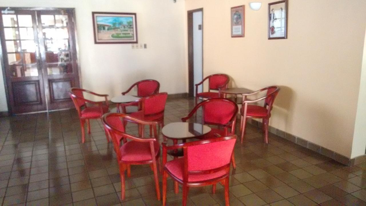Hotel Colonial Piraí エクステリア 写真
